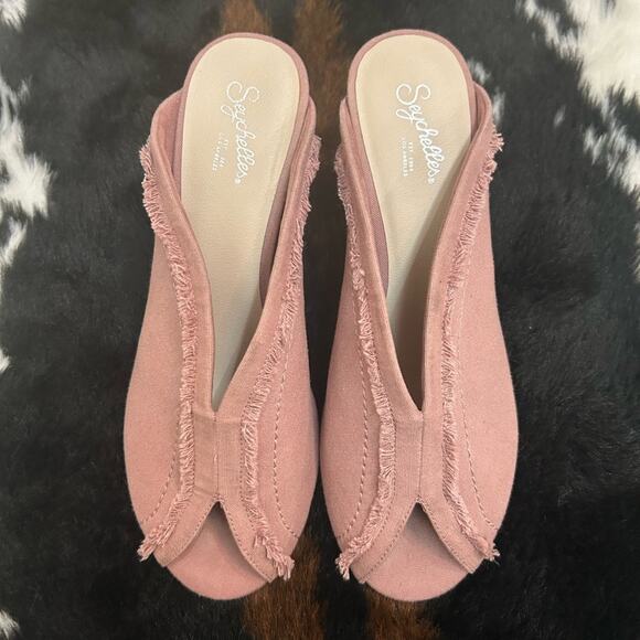 Seychelles Shoes - Seychelles Dusty Pink Fabric Slip On Chunky Heels